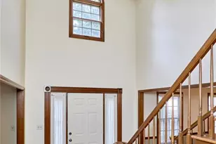 1921 Wolfcreek Pass Ct, Wildwood, MO 63011 - Photo 7