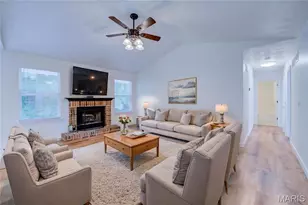 868 Molloy Dr, O'Fallon, MO 63366 - Photo 9