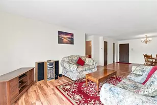 1279 Guelbreth Lane, Saint Louis, MO 63146 - Photo 5