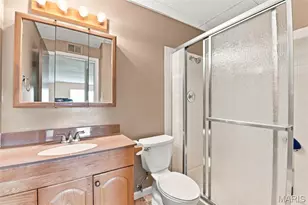 1279 Guelbreth Lane, Saint Louis, MO 63146 - Photo 11