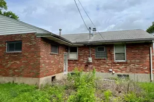 9423 Ardmore Dr, Saint Louis, MO 63137 - Photo 3