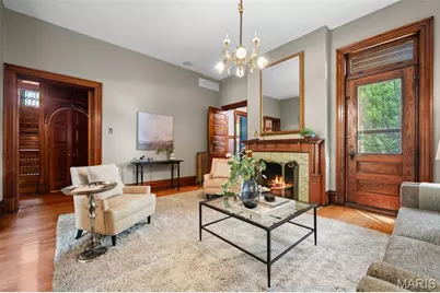 2935 Russell Boulevard, Saint Louis, MO 63104 - Photo 11