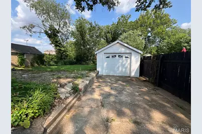 2366 Addie Avenue, Overland, MO 63114 - Photo 15