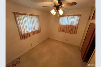 1085 Ermanda Drive, Florissant, MO 63033 - Photo 11