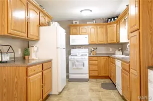 305 W Hillside Dr, Farmington, MO 63640 - Photo 7
