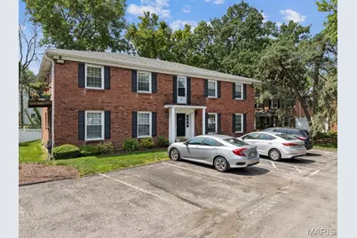 624 Candleberry Court #B, Kirkwood, MO 63122 - Photo 1