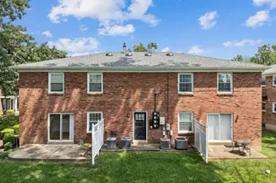 624 Candleberry Ct, Kirkwood, MO 63122 - Photo 17