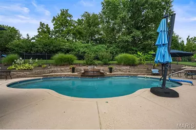 37 Beacon Hill Lane, Creve Coeur, MO 63141 - Photo 49