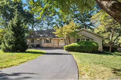 13238 Pinetree Lake Drive, Town and Country, MO 63017 - Photo 5
