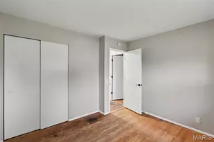 2250 Rivoli Pl, Florissant, MO 63031 - Photo 11