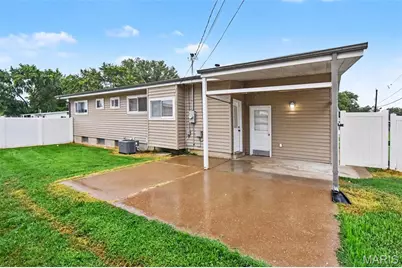 2250 Rivoli Place, Florissant, MO 63031 - Photo 15