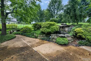 2345 Maybrook Ln, Kirkwood, MO 63122 - Photo 31