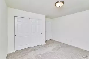 239 Park Ridge Dr, O'Fallon, MO 63366 - Photo 9