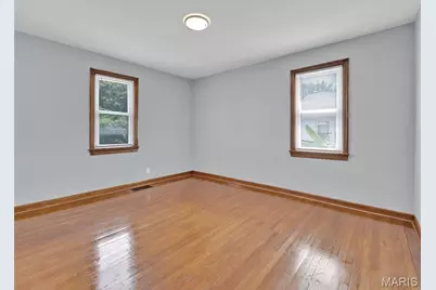 2334 Wismer Avenue, Saint Louis, MO 63114 - Photo 13