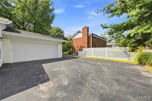 165 Saddleford Dr, Chesterfield, MO 63017 - Photo 33
