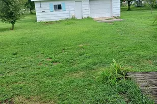 210 N Culver St, Clarence, MO 63437 - Photo 9
