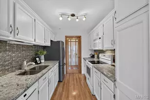 16252 Lea Oak Ct, Chesterfield, MO 63017 - Photo 11