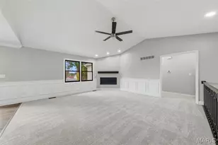 11764 Clarksdale Dr, Maryland Heights, MO 63043 - Photo 5