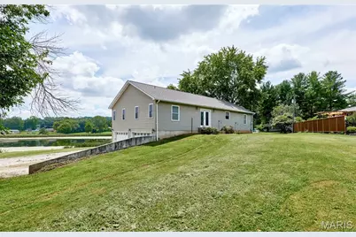 55 Lakeview Circle, Elsberry, MO 63343 - Photo 5