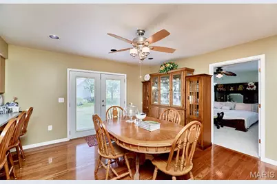 55 Lakeview Circle, Elsberry, MO 63343 - Photo 11
