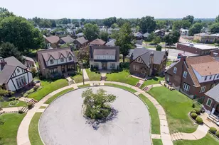 6435 Woodbine Ct, Saint Louis, MO 63109 - Photo 5