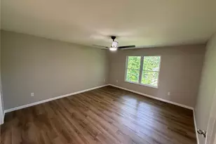 302 Anthony Cir, Byrnes Mill, MO 63051 - Photo 15