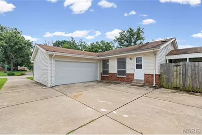 1515 Lisa Drive, Florissant, MO 63033 - Photo 41
