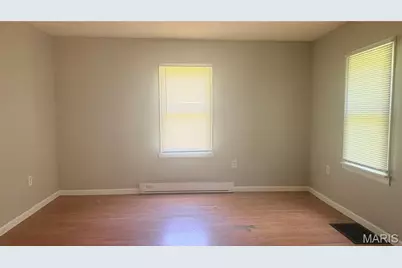 10151 Clairmont Drive, Riverview, MO 63136 - Photo 7