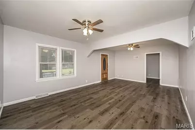 8136 Ellerton Avenue, Saint Louis, MO 63114 - Photo 11