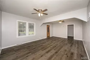8136 Ellerton Ave, Saint Louis, MO 63114 - Photo 11