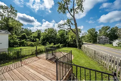 8136 Ellerton Avenue, Saint Louis, MO 63114 - Photo 31