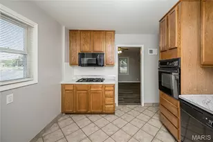 8136 Ellerton Ave, Saint Louis, MO 63114 - Photo 17