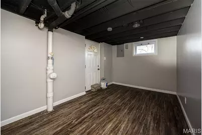 8136 Ellerton Avenue, Saint Louis, MO 63114 - Photo 23