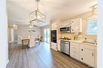 5 Windsong Court, Florissant, MO 63031 - Photo 7