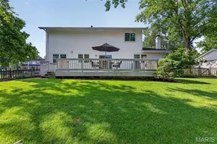 815 Pine Village Ct, Ballwin, MO 63021 - Photo 33