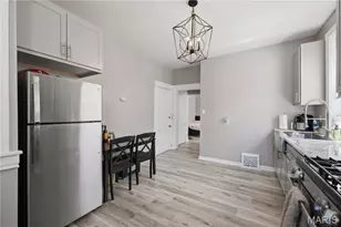 5244 Neosho St, Saint Louis, MO 63109 - Photo 11