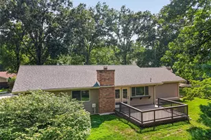 15261 Kempwood Dr, Chesterfield, MO 63017 - Photo 33