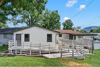 1225 Roth Hill Drive, Maryland Heights, MO 63043 - Photo 57
