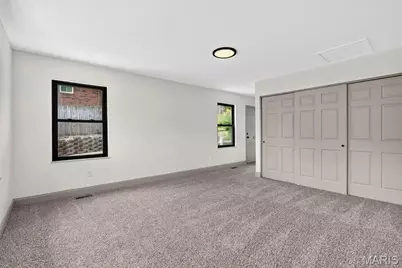 1225 Roth Hill Drive, Maryland Heights, MO 63043 - Photo 21