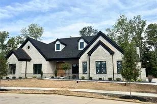 753 Silver Buck Ln, Chesterfield, MO 63005 - Photo 1