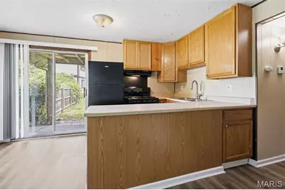 2760 Grants Parkway, Florissant, MO 63031 - Photo 9