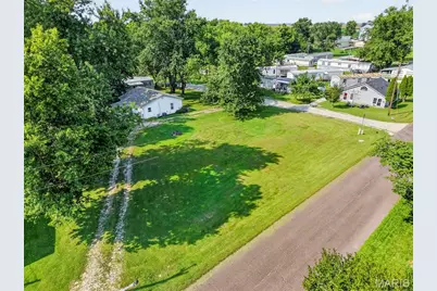 546 Chestnut Street, Hawk Point, MO 63349 - Photo 47