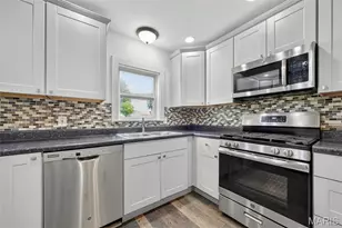 546 Chestnut St, Hawk Point, MO 63349 - Photo 25