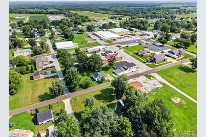 546 Chestnut Street, Hawk Point, MO 63349 - Photo 41