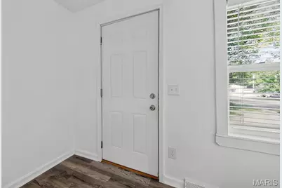 546 Chestnut Street, Hawk Point, MO 63349 - Photo 7