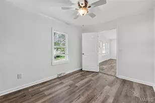 546 Chestnut St, Hawk Point, MO 63349 - Photo 13