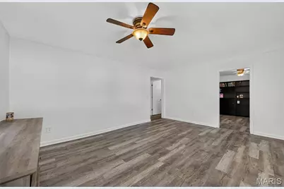 546 Chestnut Street, Hawk Point, MO 63349 - Photo 9