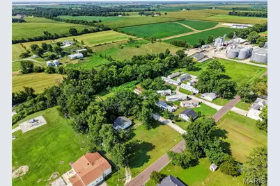 546 Chestnut Street, Hawk Point, MO 63349 - Photo 45