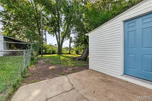 546 Chestnut St, Hawk Point, MO 63349 - Photo 37