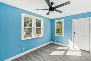 8021 Titus Rd, Hanley Hills, MO 63114 - Photo 17